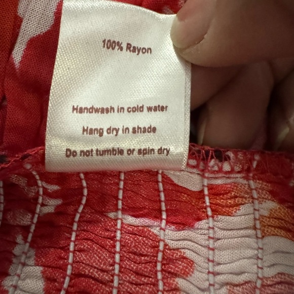 NWT REVOLVE Tiare Hawaii Crop Capri Top in Fiji Flowers Red in xs/s - Picture 9 of 9